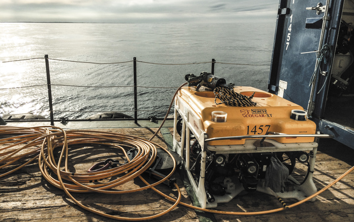 Installation and commissioning icon