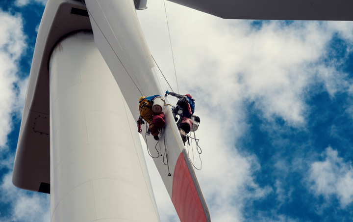 Blade and inspection repair icon